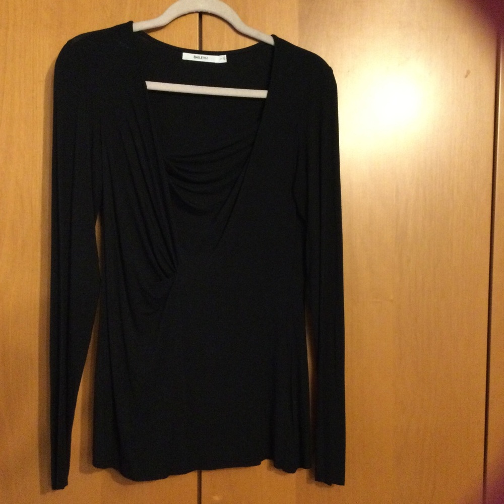 Bailey44 Women’s Top In Black In Size L.